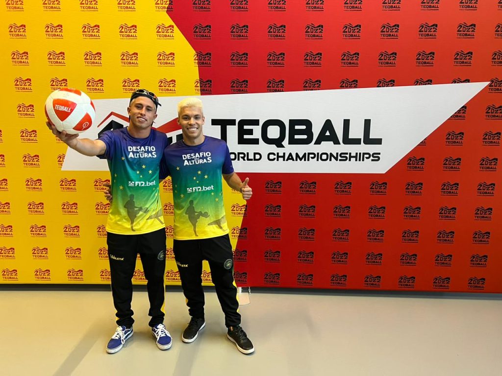 Rodrigo e Matheus começam a jogar no mundial